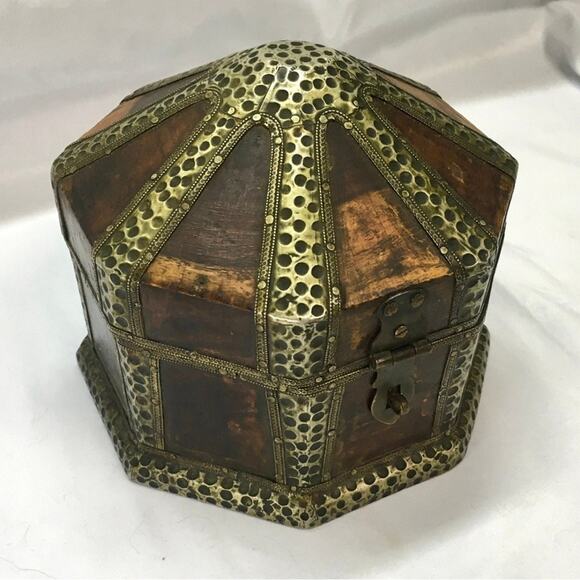 Vintage 60s 70s Treasure Jewelry Trinket Chest Box Ornate Hexagon - Picture 2 of 9